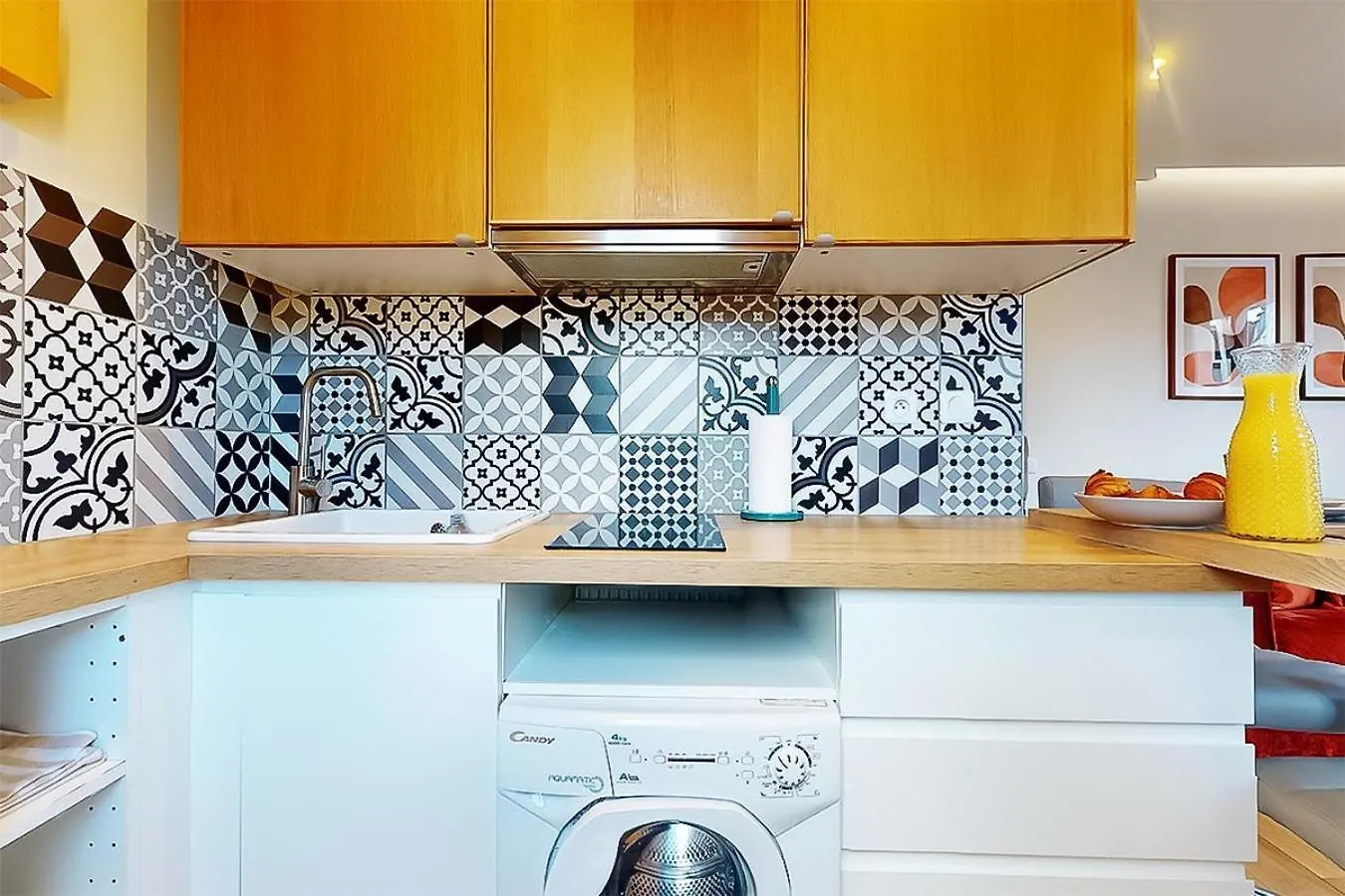 F2 Trocadero Apartment Paris